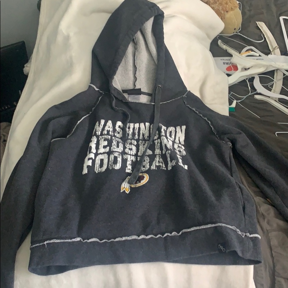 Washington redskins sweatshirt